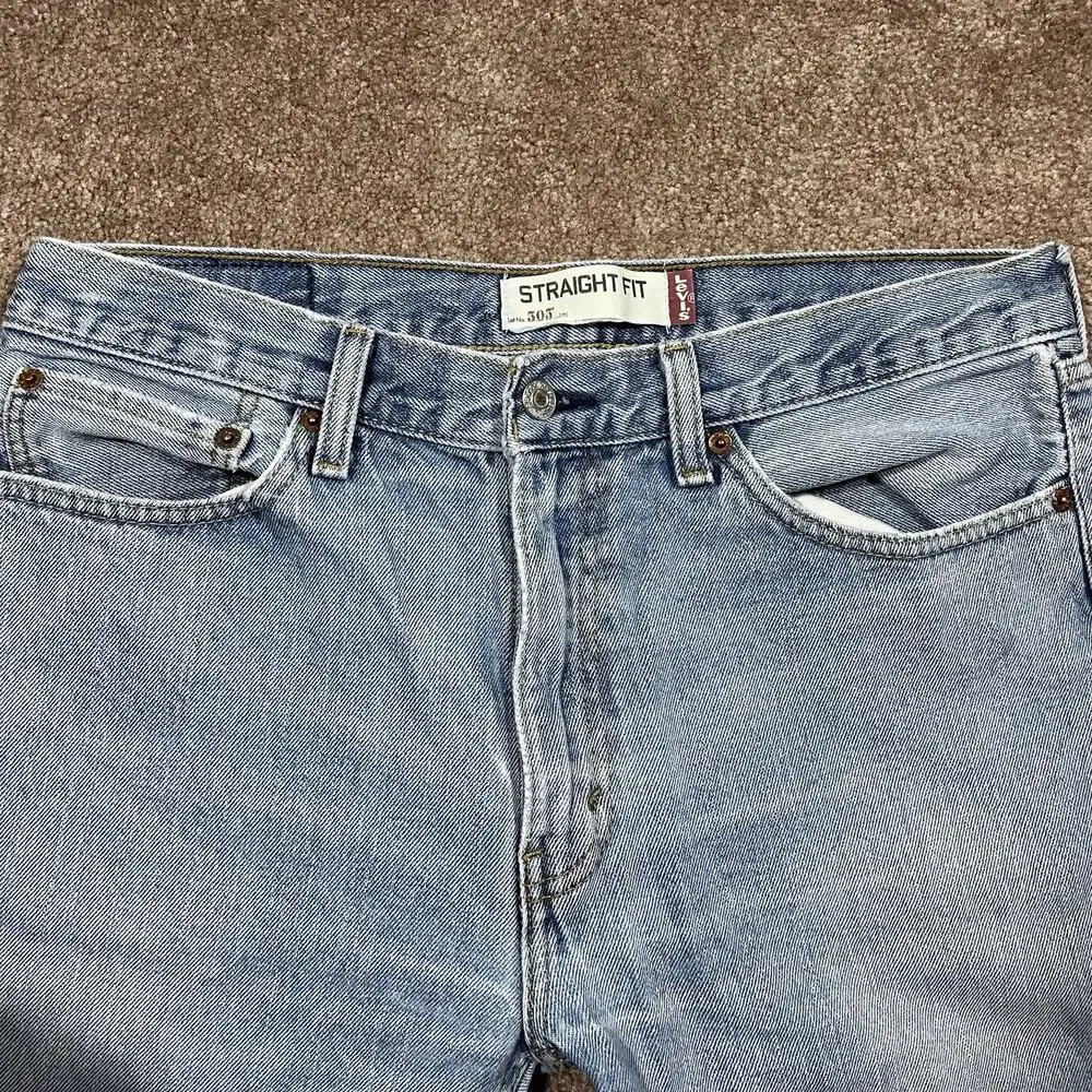 Levis 505 Jeans Mens 34x31 Light Wash Straight Fit Vintage Style USA